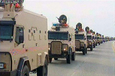 16 березня 2011, 10:03 Переглядів:   Армія Бахрейну зайняли Перлову площу в центрі столиці