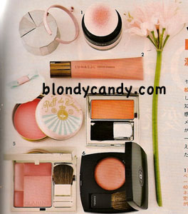 Chanel Joues Contraste №65 - в журналі вони виглядають яскравим персиком