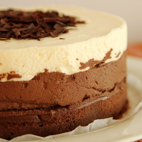 Шоколадні десерти - це завжди свято, а його аромат і запах не переплутаєш ні з чим